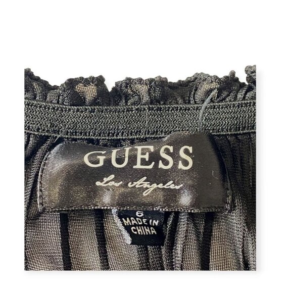 Guess black pleated scoop neck short sleeve dress, size 6 - Picture 3 of 13